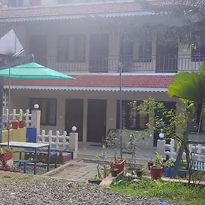  Homestay John India